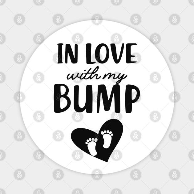 Pregnancy - In love with my bump Magnet by KC Happy Shop
